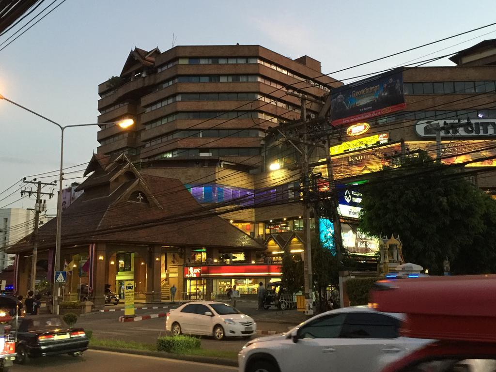 Chor Chang House Chiang Mai Zewnętrze zdjęcie